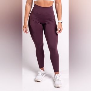 Ptula Taylor Legging 26"